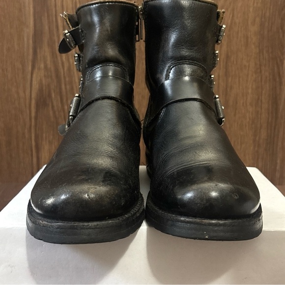 🔥🔥🔥Frye Black Leather Ankle Boots with Buckles Size: 7🔥🔥🔥 - Picture 6 of 15